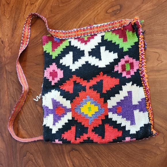 VINTAGE handmade woven bag - Picture 8 of 12